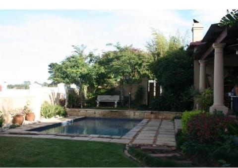 Tuscany Hauss Villa in Cape Town