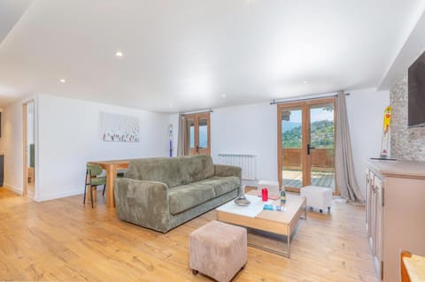 Chalet Nessa Chalet in Combloux