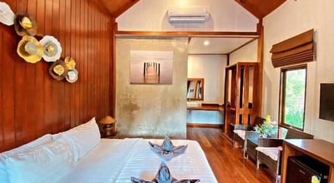 littlerock kohjum resort Hotel in Krabi Changwat