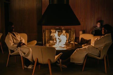 Aurora Igloo with Private Hot Tub by Invisible Forest Lodge Hotel in Rovaniemi