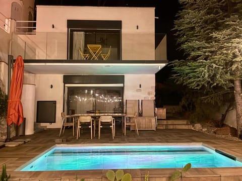 Bestouan Plage Cassis Villa in Cassis