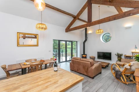 Riverbank Cottage Vacation rental in Craven District