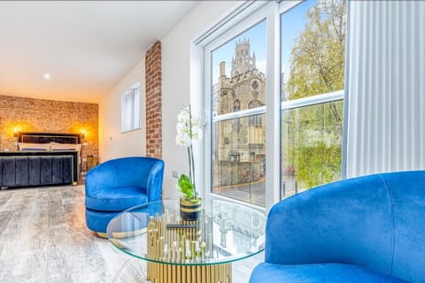 Escape Town Apartment in Boston