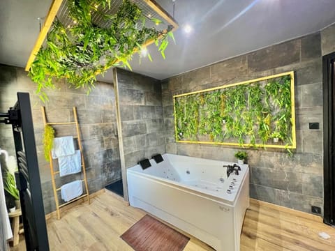 L'Escape Apartment in Calais