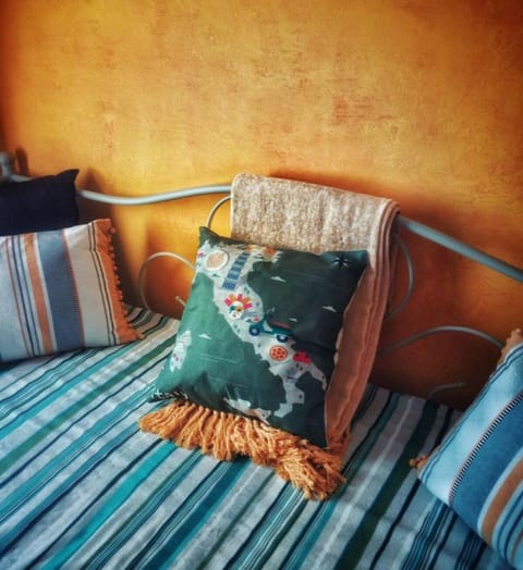 Art guest apartment EVMOLPIAS near Roman stadium Apartment in Plovdiv