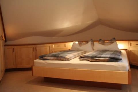 Ruhig gelegene Fewo - Sonnenseite von St. Ulrich Apartment in Ortisei