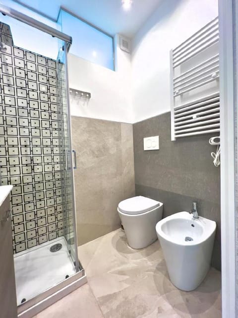 Sunshine Apartment - Metro Inganni Apartment in Milan