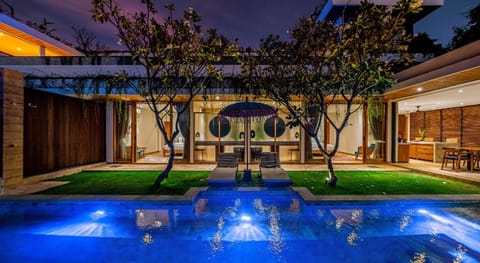 Uluwatu Sunset Hills Apartment in Bali