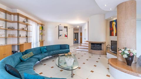 Villa Elda 6 in Loano Apartment in Loano