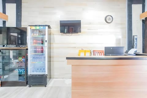 OYO Flagship 90841 The Aulia Stay Hotel in Kuta Selatan