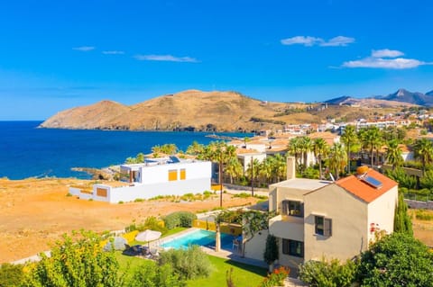 Villa Almira: Large Private Pool, Walk to Beach, Sea Views, A/C, WiFi, Car Not Required              Apartment in Panormos in Rethymno