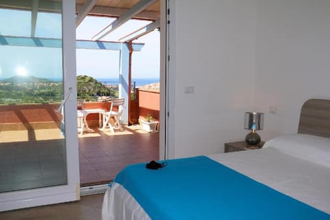 Attico Baja Ostina 3 bedrooms apartment in Terrabianca Apartment in Sardinia