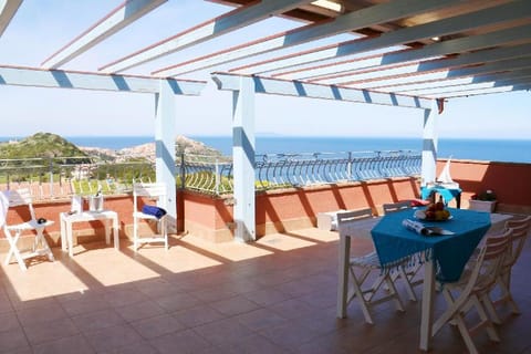 Attico Baja Ostina 3 bedrooms apartment in Terrabianca Apartment in Sardinia