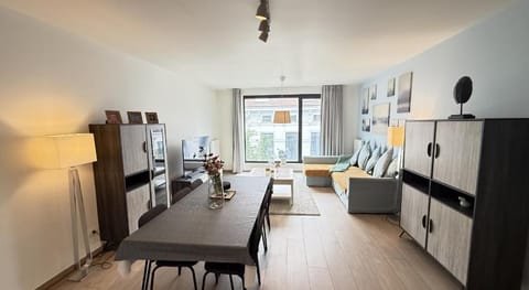 SuitesRus near Diamond District Hotel in Antwerp