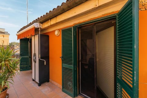 Studio Malcontenti con Terrazzo by Wonderful Italy Apartment in Bologna