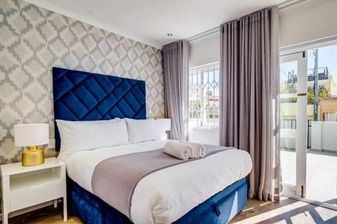 De Waterkant Townhouse with pool access 116 DWP Apartment in Cape Town