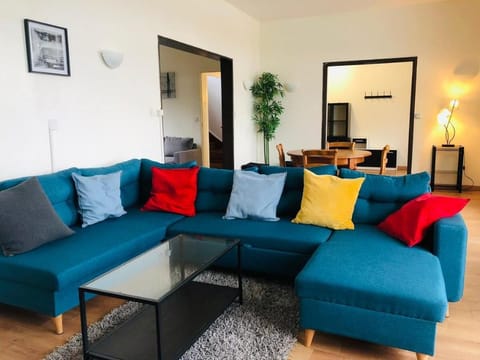 Appart T4*Terrasse Vue/Loire*Jardin*Parking Privé Apartment in Blois