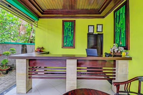 Capital O 91836 Pondok Bambu Hotel in Denpasar