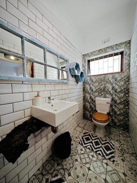 Beachwood Camps Bay Bed and Breakfast in Cape Town