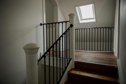 2 BDR House At Caledonia Luxe Stays Short Lets & Serviced Accommodation Alloa Vacation rental in Scotland