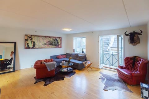 Central 106 m2 lejlighed- 50 meter fra Salling! Apartment in Aalborg