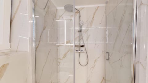 Two-Bedroom Apartment - Villa Zoe  Apartment in Komiža