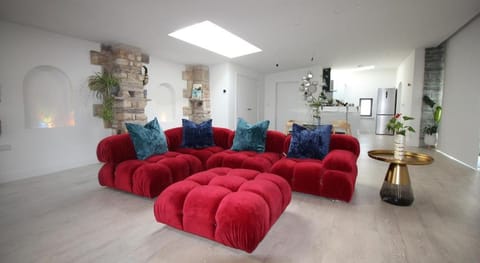 The Old Poolhouse Apartment in Craven District