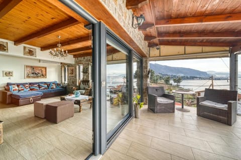 Magical view, villa Asproneri, Kamena Vourla Villa in Euboea