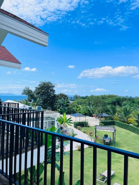 White Seaview Residence Hotel in Krabi Changwat