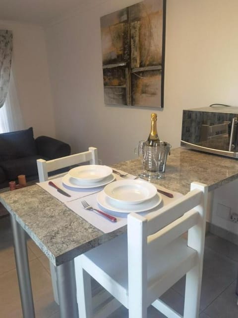 Duifie Apartment in Cape Town