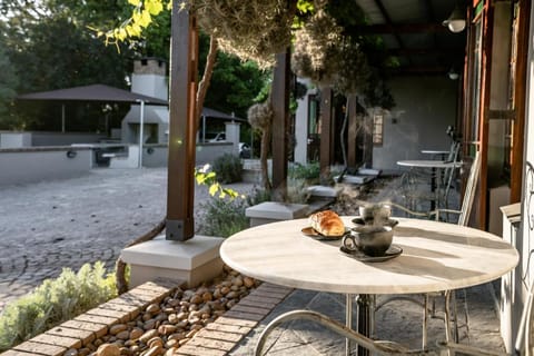 Avemore Time Out - full power back up Apartment in Stellenbosch