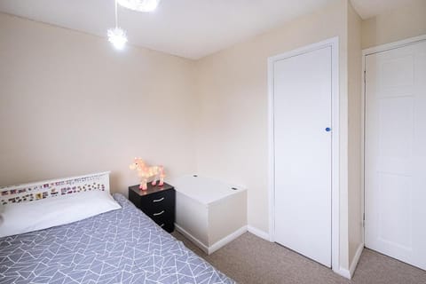 Charming family house in High Wycombe Vacation rental in High Wycombe