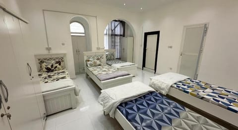 International-Abu Dhabi Hostel Villa Bed and Breakfast in Abu Dhabi