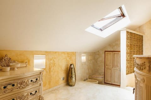 Blue Terrace Panoramic Sea View In The Old Town Apartment in Alghero