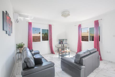 Protaras Holiday Villa Gd44 Hotel in Protaras