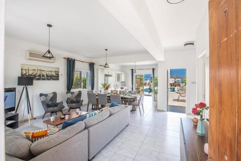 Protaras Fig Tree Bay Villa Jv4 Hotel in Protaras