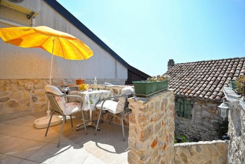 Apartments Sunce Apartment in Murter