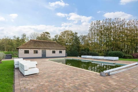 Rustieke villa op Landgoed Hermitage Villa in Ouddorp