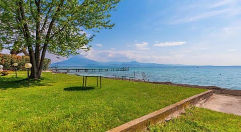 Splendid Apartment PT/1 sul lago by Wonderful Italy Apartment in Sirmione