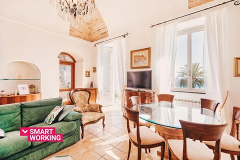 Appartamento fronte mare a Ospedaletti by Wonderful Italy Apartment in Liguria