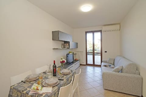 Appartamento Magenta Apartment in Manerba del Garda