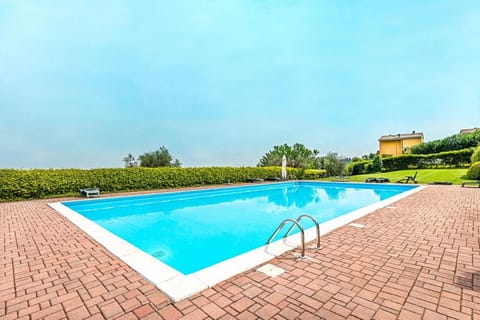 Poggio Picedo P1/32 by Wonderful Italy Apartment in Lake Garda