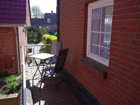 Ferienwohnung direkt am Hafen in Fehmarn-Orth Apartment in Ostholstein
