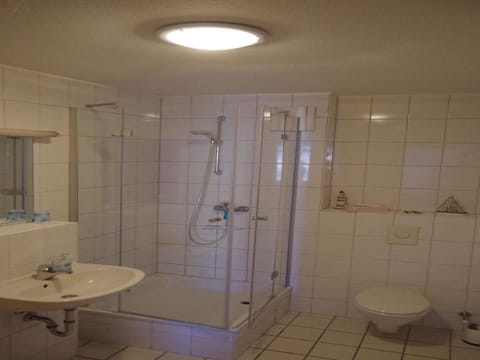 Ferienwohnung direkt am Hafen in Fehmarn-Orth Apartment in Ostholstein