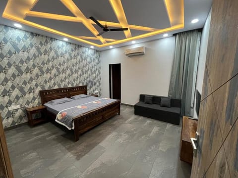 Atulyam Homestay 3 BHK Garden Facing property Apartment in Jaipur