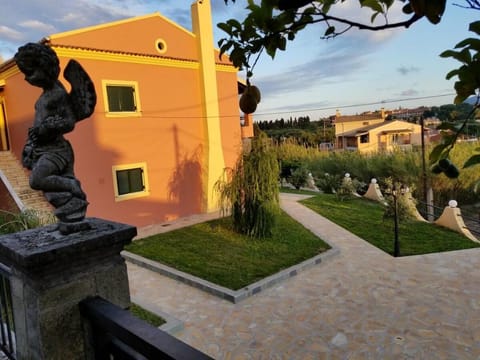 The Four Seasons House/ City Villa w/ Pool   Villa in Corfu