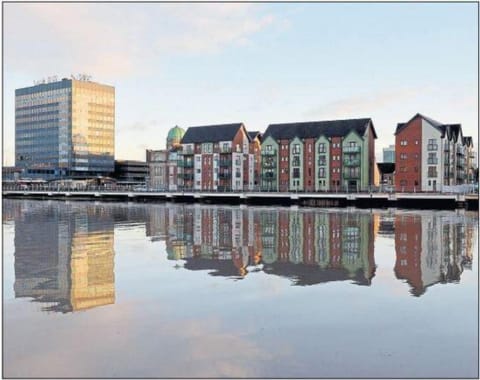 Raphael Heights Apartment in Newport