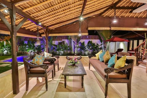 Villa Champagne Villa in Kuta