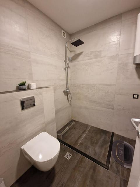 Wellness apartment 亗 BLACK-WHITE 亗 Apartment in Federation of Bosnia and Herzegovina