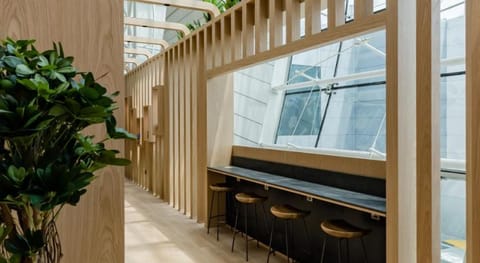 Sleepover Terminal 3, Concourse B – formerly sleep ‘n fly Capsule hotel in Al Sharjah